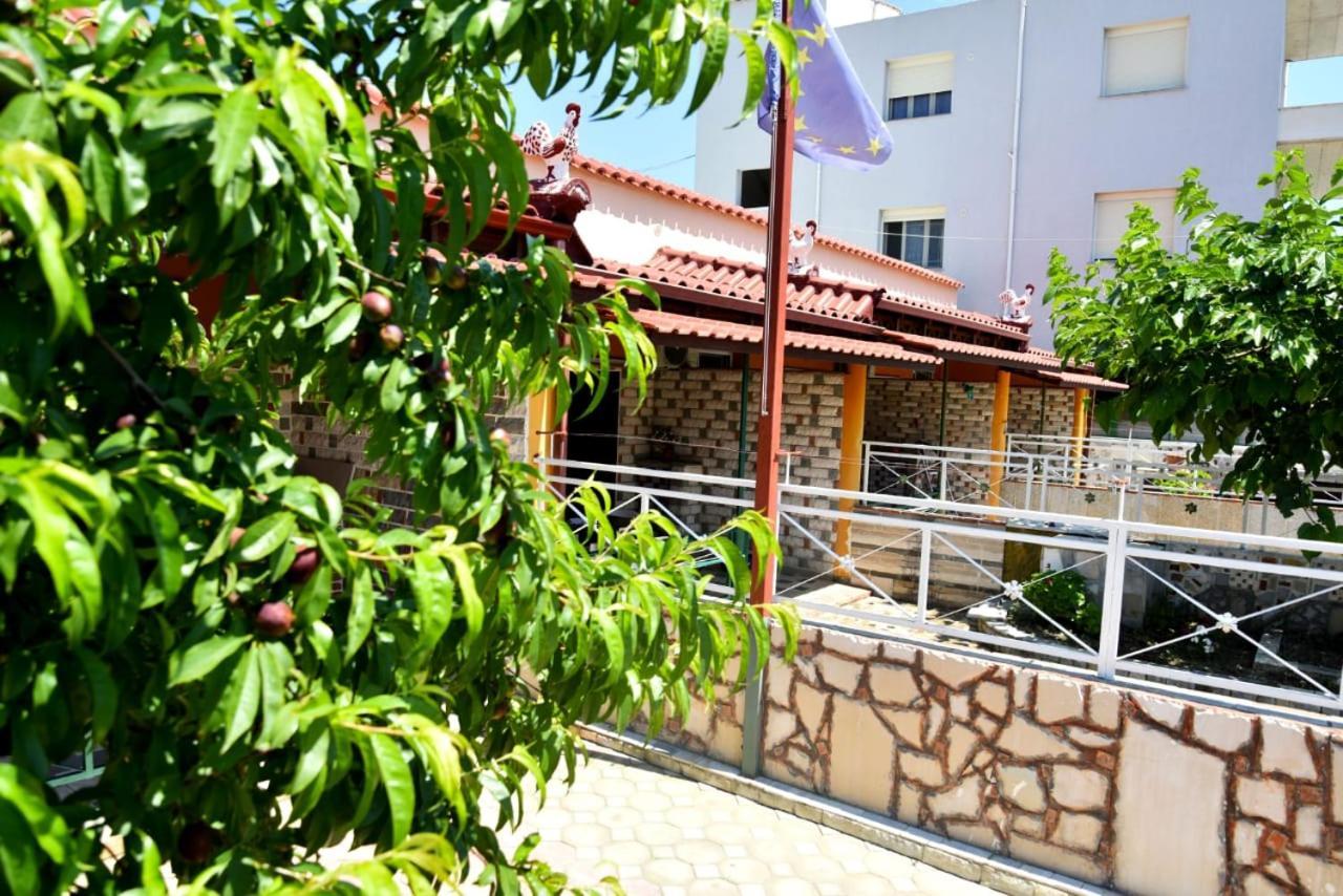 Villas Apartments Shahaj فلورا المظهر الخارجي الصورة