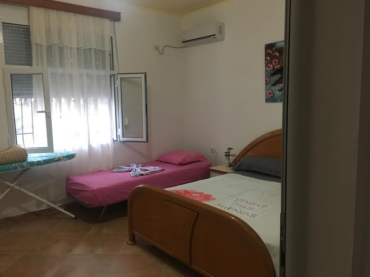Villas Apartments Shahaj فلورا المظهر الخارجي الصورة