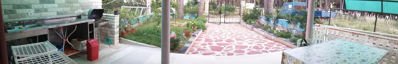 Villas Apartments Shahaj فلورا المظهر الخارجي الصورة