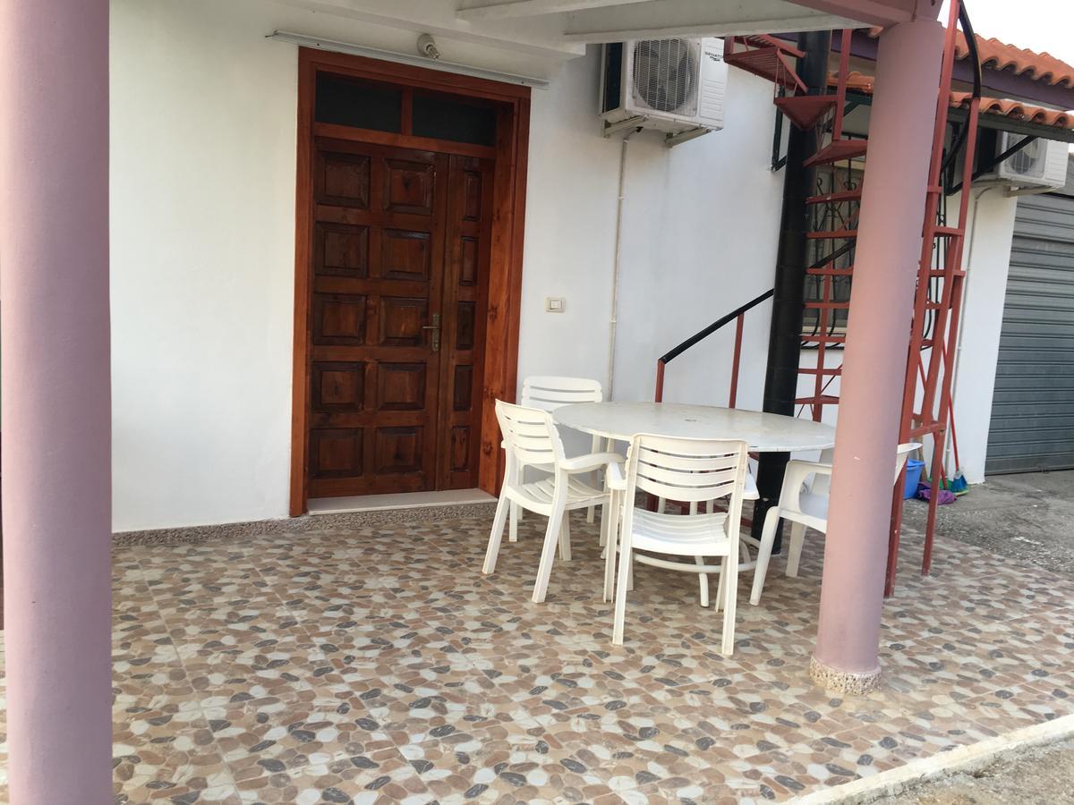 Villas Apartments Shahaj فلورا المظهر الخارجي الصورة