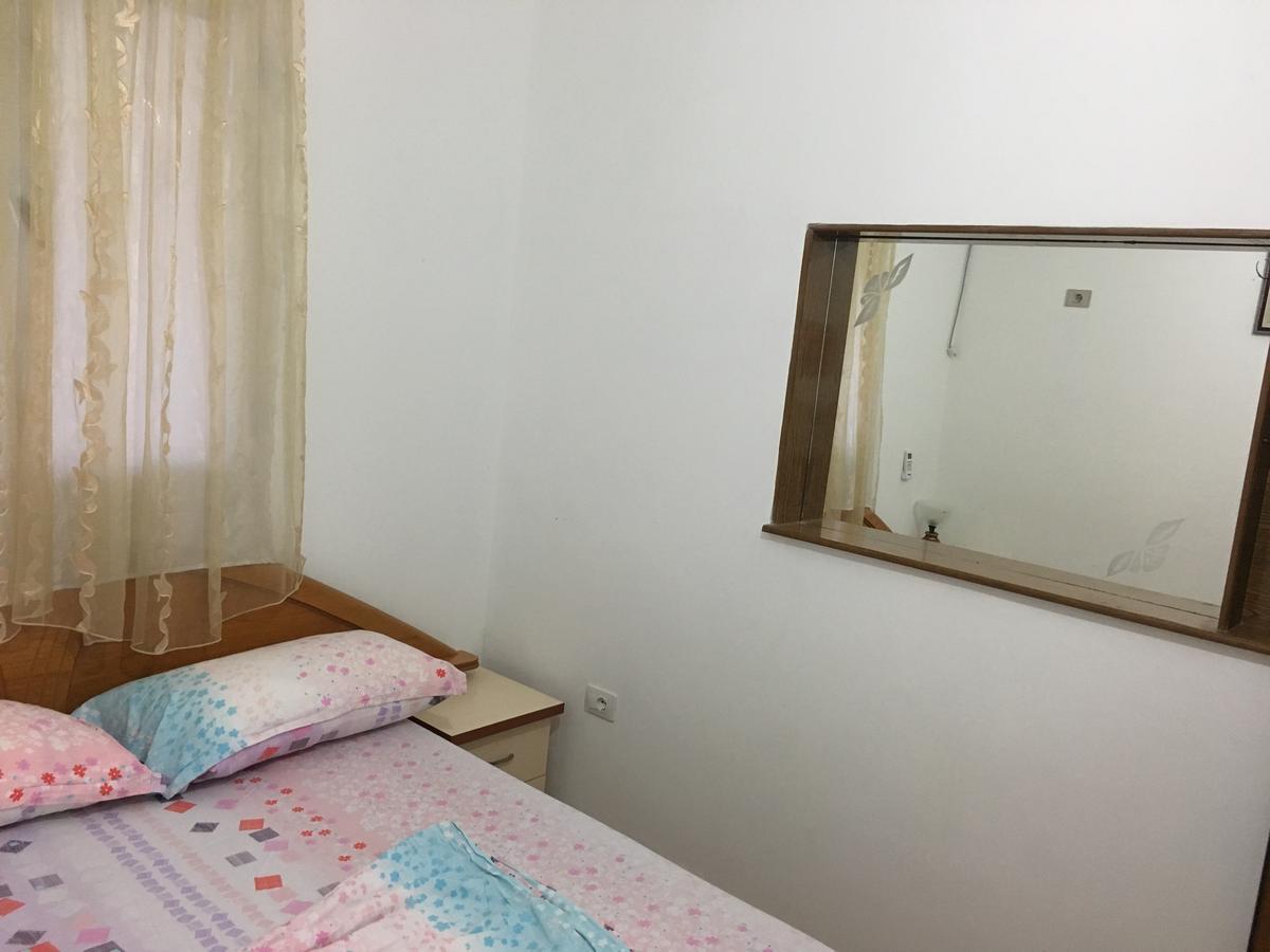 Villas Apartments Shahaj فلورا المظهر الخارجي الصورة